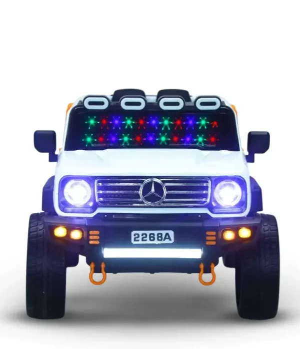 MERCEDEZ-Benz SUV Car